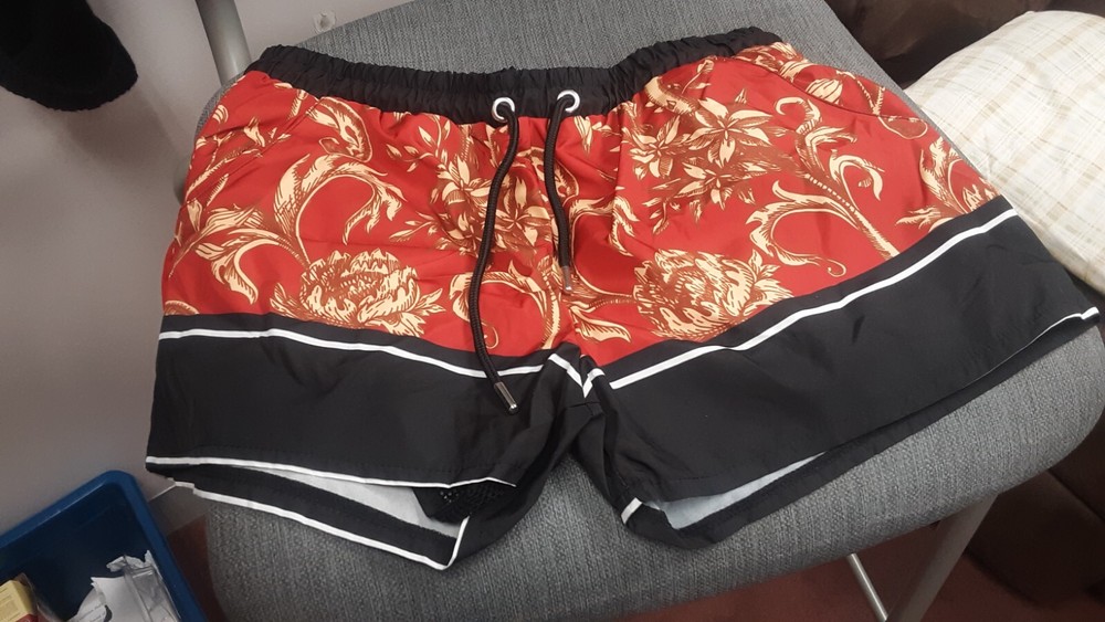 Man Men's Medium Size Swim Shorts