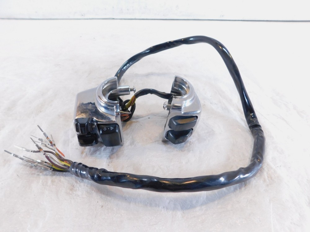 Harley Electra Glide Ultra Classic Chrome Left Handlebar Speaker Volume Switch