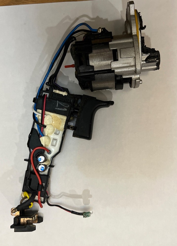 DeWalt N473968 Motor & Switch Assy Dcf624B