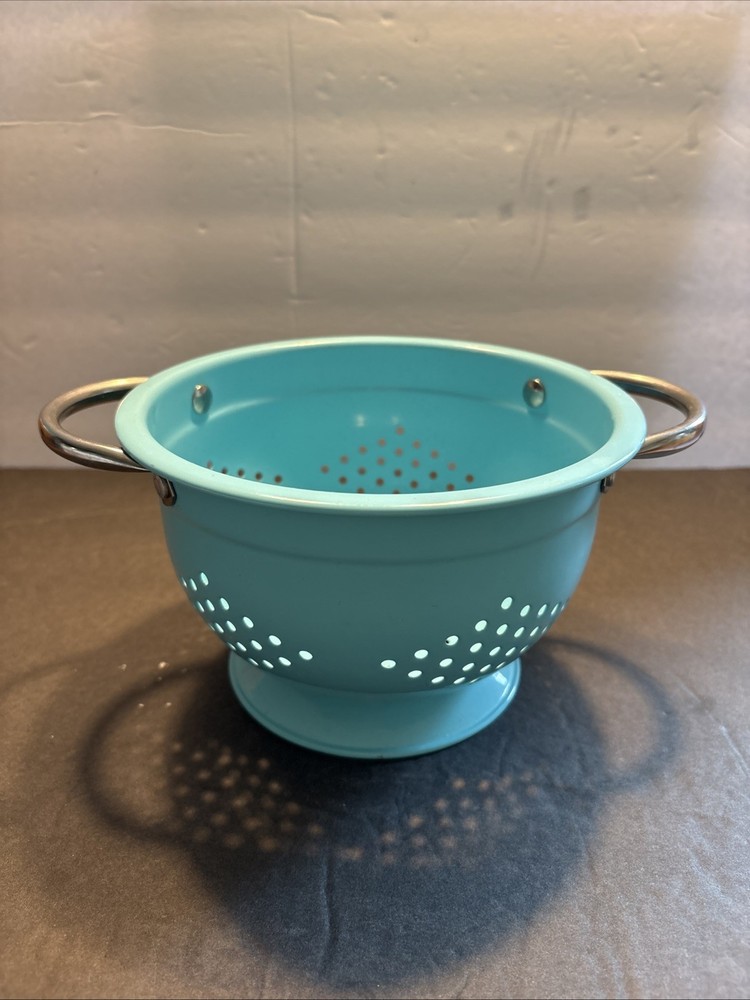 Turquoise Small Metal Enamelware Colander( S4)