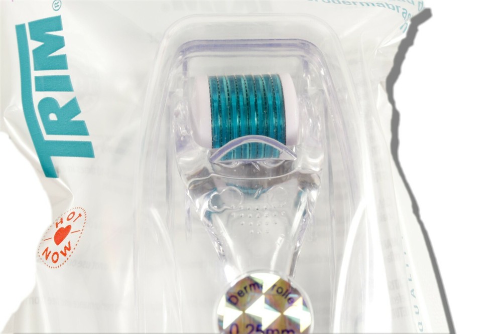 Microderma Micro Needle Roller Plus Storage Case For Smoother Face by Trim NEW