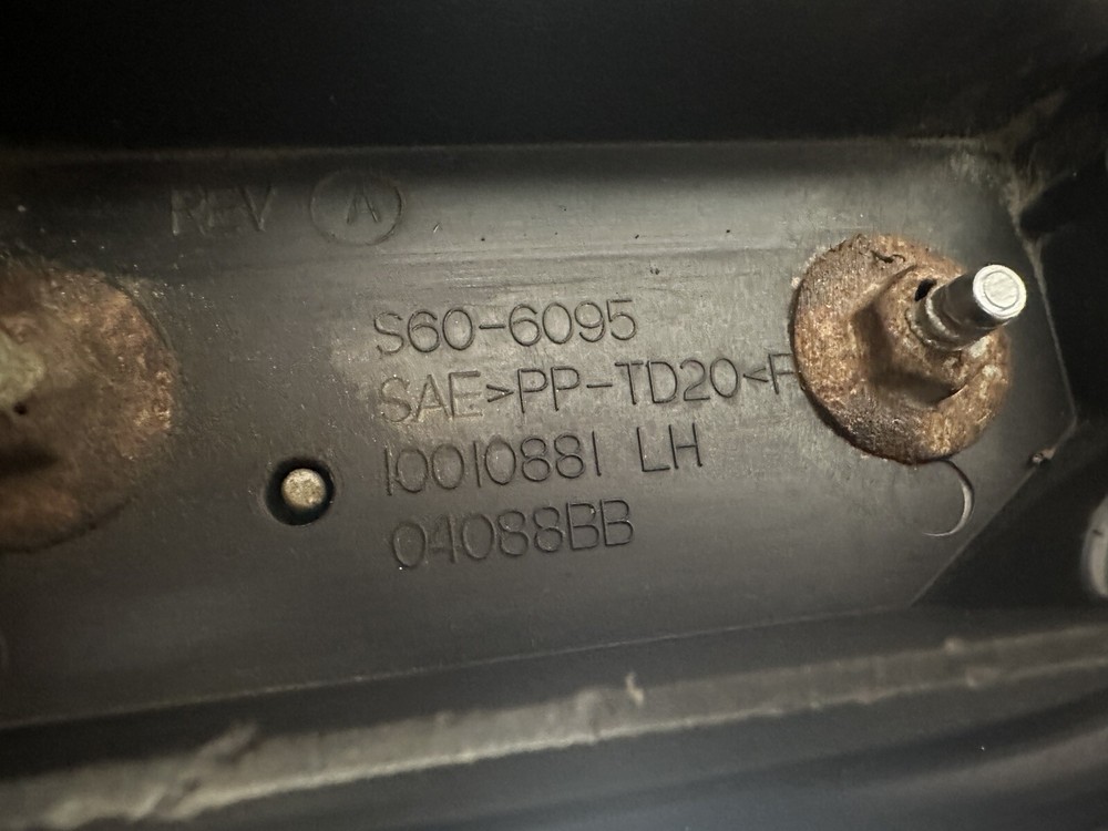 Peterbilt 386 POLY Left/Driver LOWER DOOR TRIM Trim/Panel