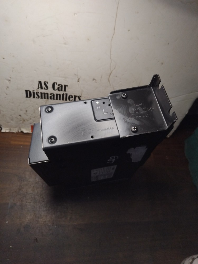 BMW E87 6 CD Disk Changer 6977759 - L13 #A4