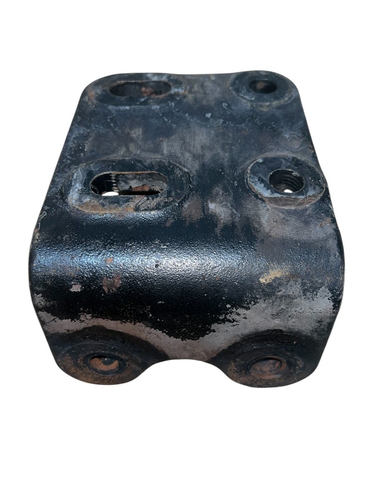 Good Used Paccar MX13 Left Side Engine Mount - 14264AA