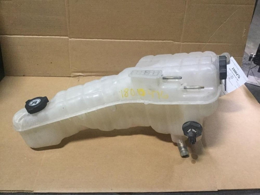 For 2013 FREIGHTLINER M2 106 RADIATOR OVERFLOW TANK , IL