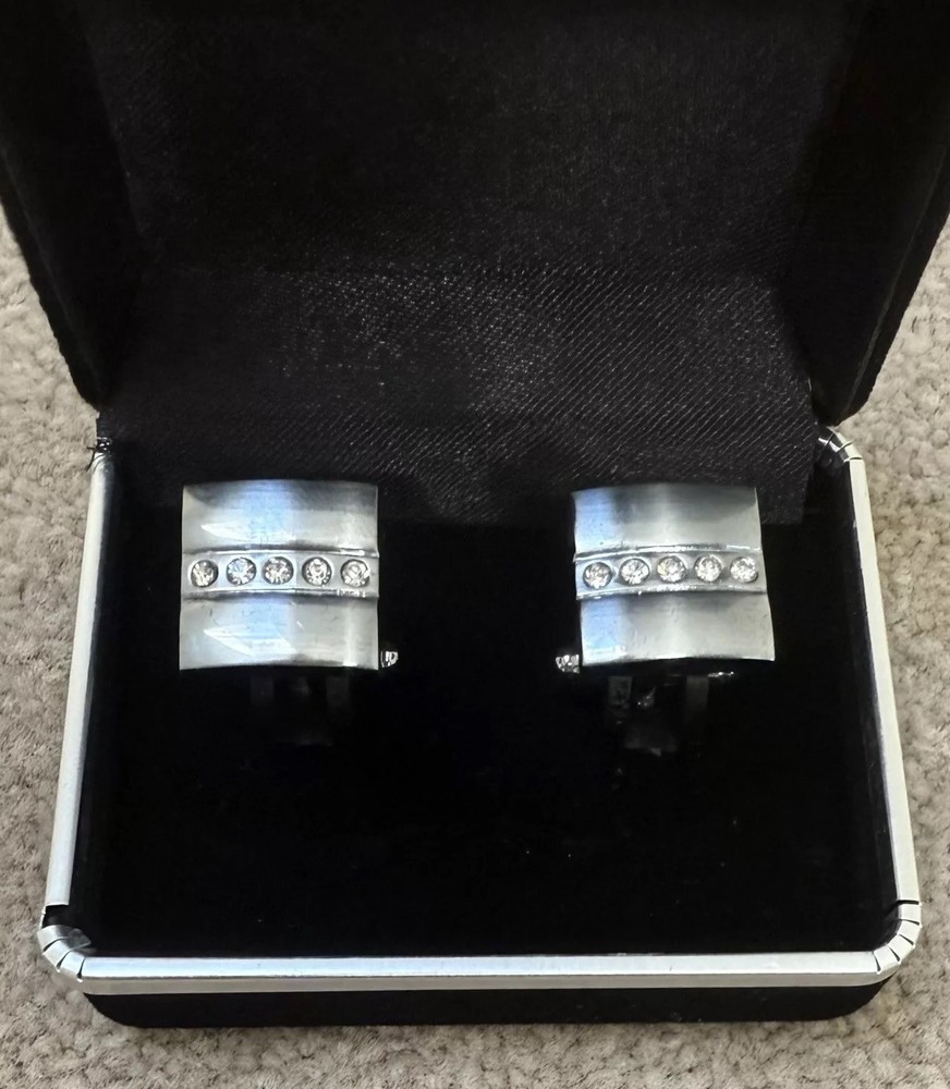 Diamonte Square Silver Tone Metalic Cufflinks