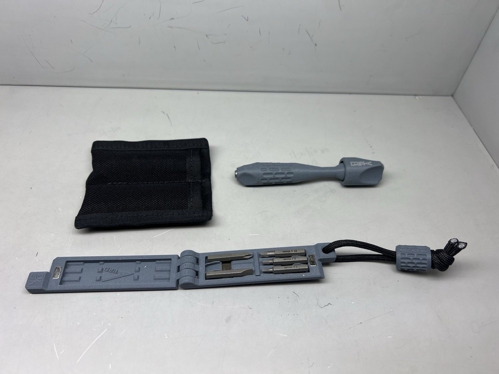 Vero Engineering Axon Fixed Blade w/ Extras