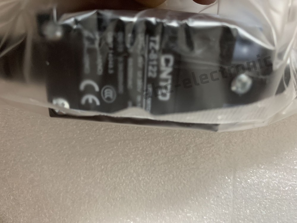 1PCS NEW CNTD TZ-8122 Micro Limit Switch