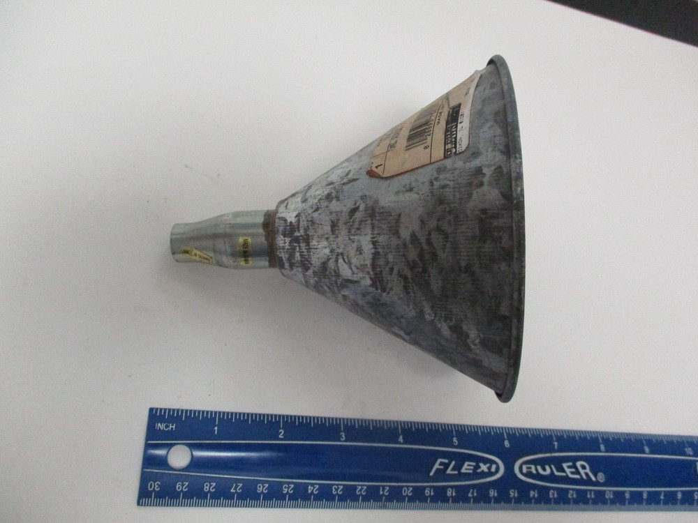 PLEWS 1 pt Galvanized Funnel 75-015  *NOS*