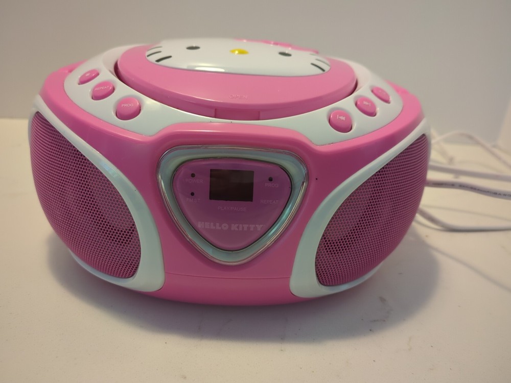 Vintage Hello Kitty KT2025 Portable CD Player - Working LED Light Show!