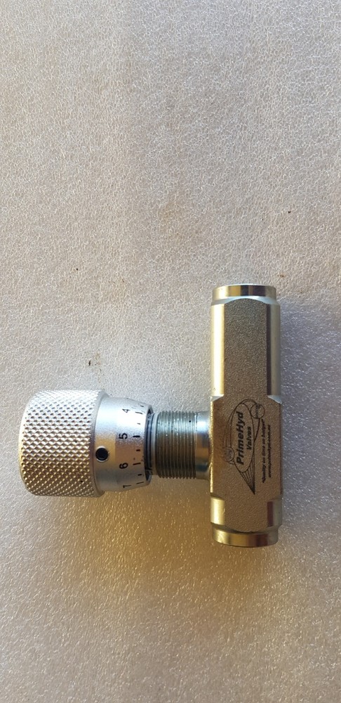 Prime Hydraulic Needle Flow 1/4 Bsp Control Valve with Reverse Flow Check.