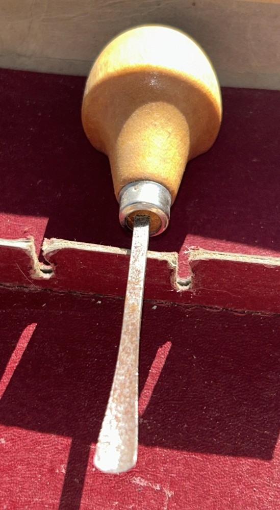 4 Piece Wood Carving Tools Gouges, Chisel, Parting Tool By Walnut Hollow USA