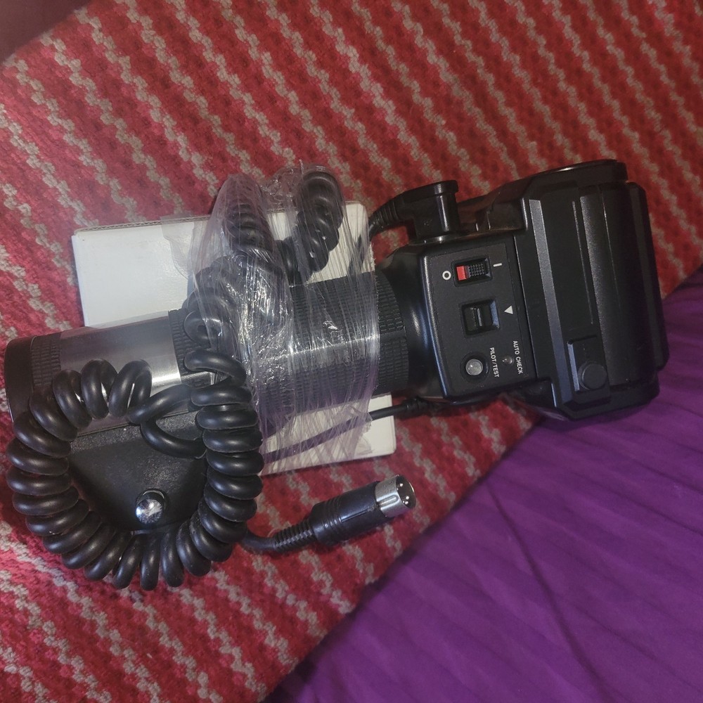 Canon Speedlite 480 EG Flash Gun + Diffuser Free 2 Ship