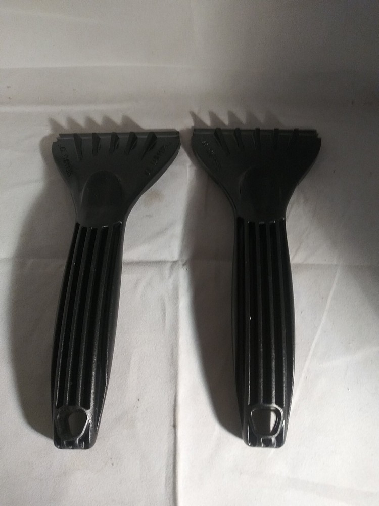 Ice Ripper Scrapers Car Window Windshield Chipper Snow Tool..2x..9in.