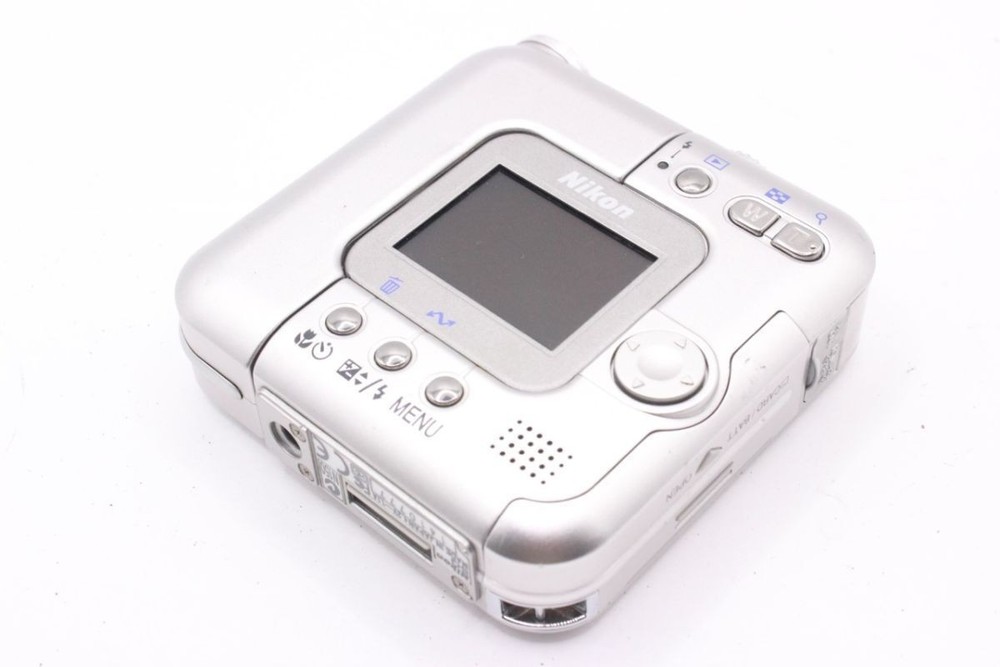 Nikon COOLPIX SQ Digital Compact Camera Working Used