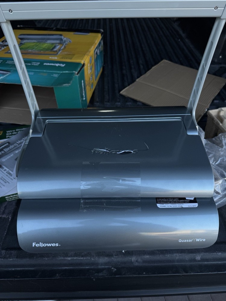 Fellowes Quasar Wire Binding Machine Model CRC 52174