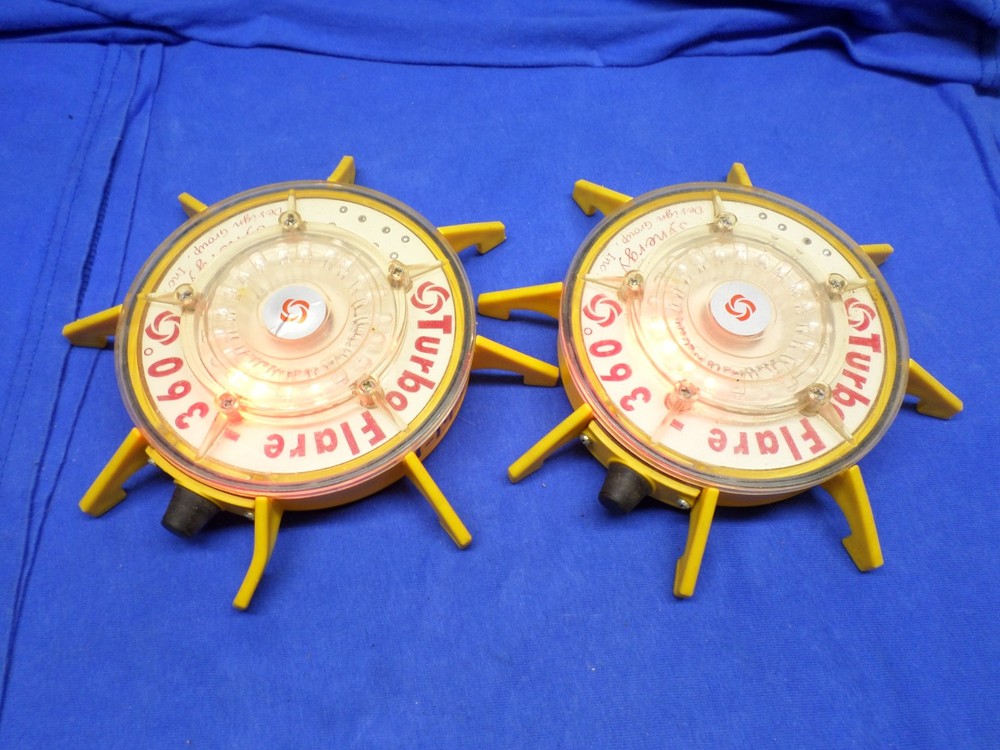 2 TurboFlare 360* Emergency Auto Road Light Flares