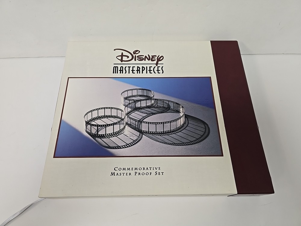 DISNEY MASTERPIECES MASTER PROOF SET DISPLAY BOOK ONLY NO COINS READ DESCRIPTION