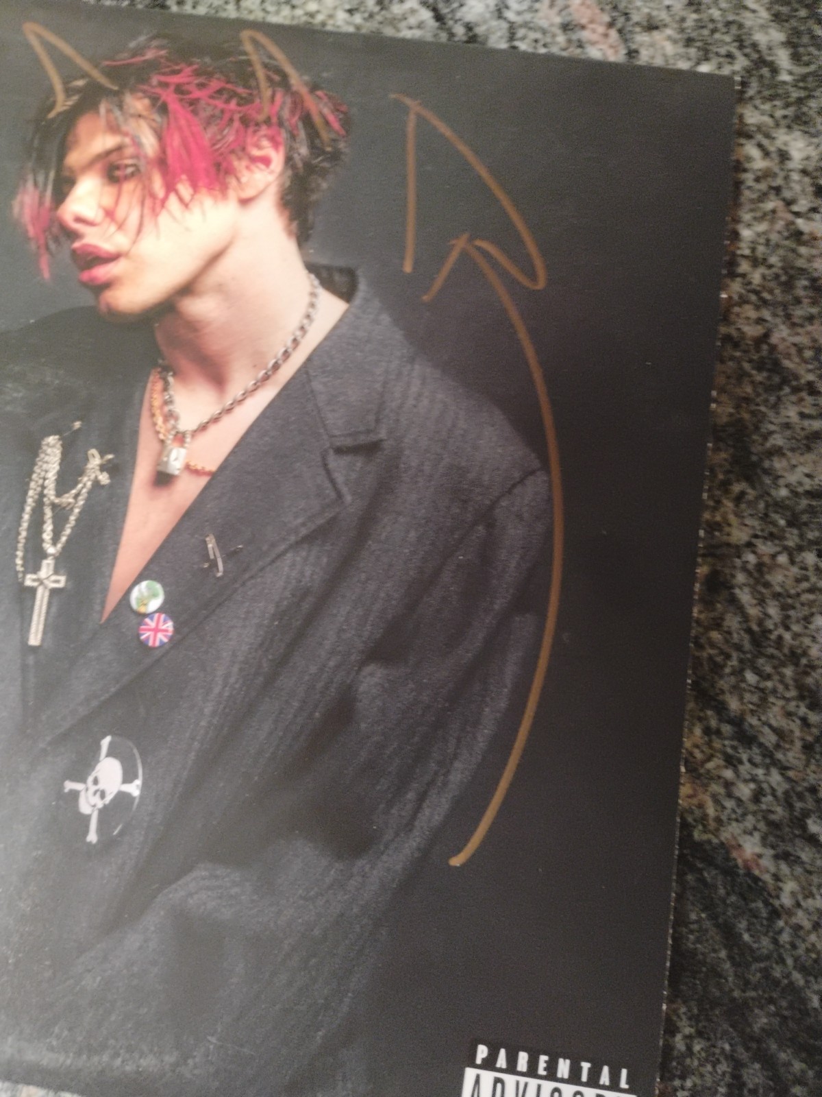 Yungblud signed autographed Pink Vinyl LP And Signed Photo (2 ITEMS SIgned!!)