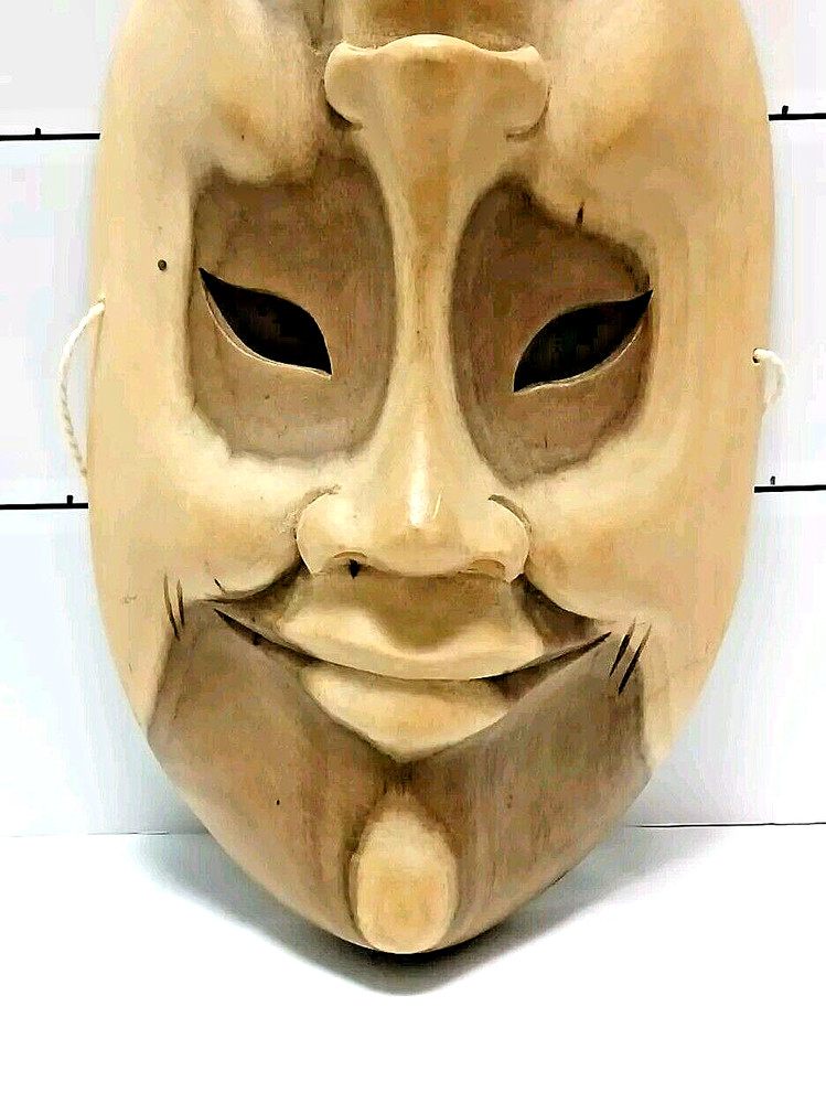 Drama Mask; Wood; Hand-made