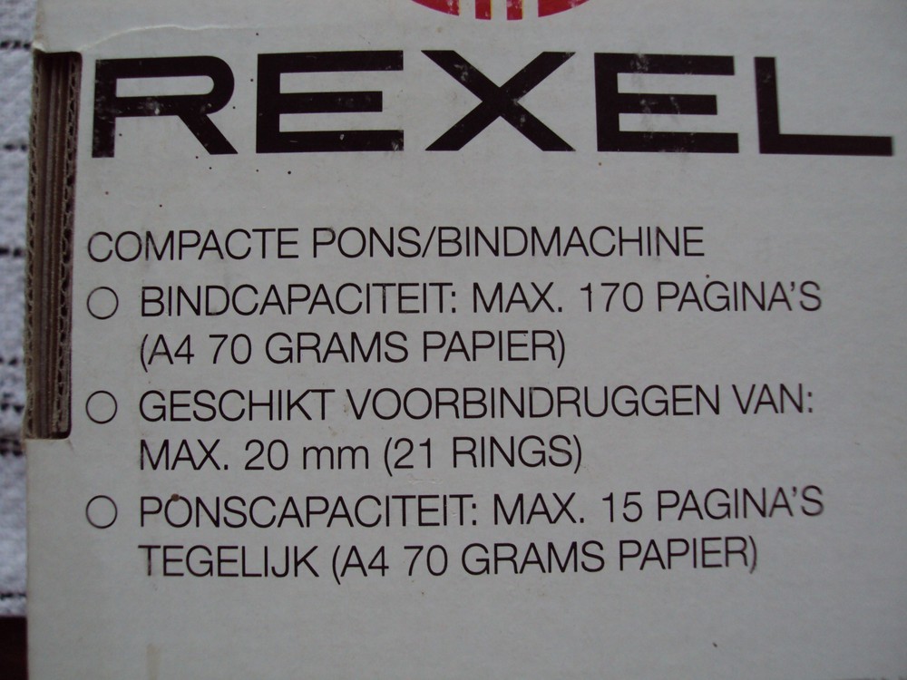 Compact Comb Binding Machine By Rexel CB3000 No.440002 Combs Not Included NEW