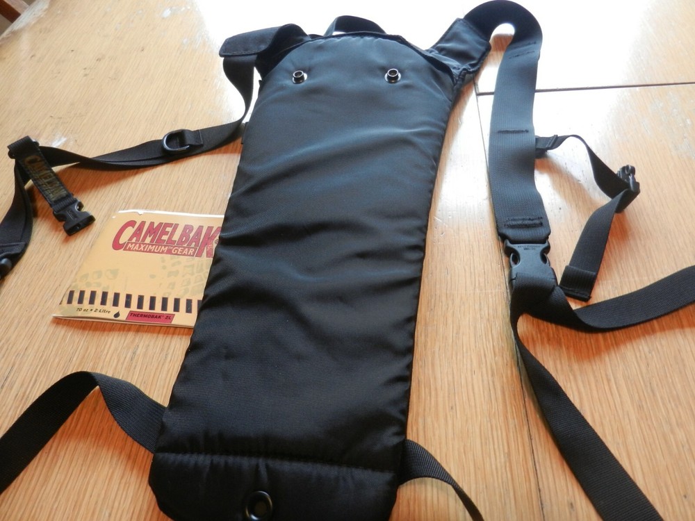 Camelbak Maximum Gear Thermobak/ W 2L Bladder Black Hydration Backpack Unused?