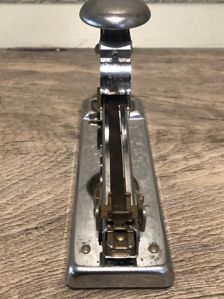Vintage Pilot Stapler # 402 Ace with Pilot Staples Working