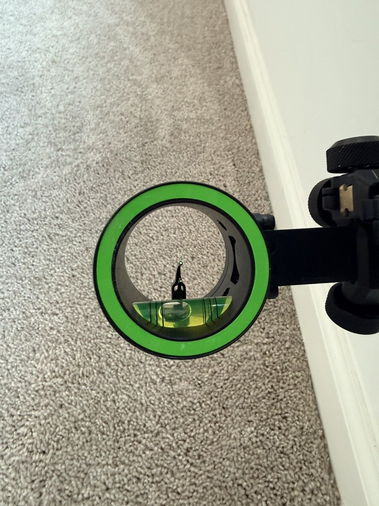 Bowtech Justice Black Right Hand 70# 25.5-31" Compound Bow