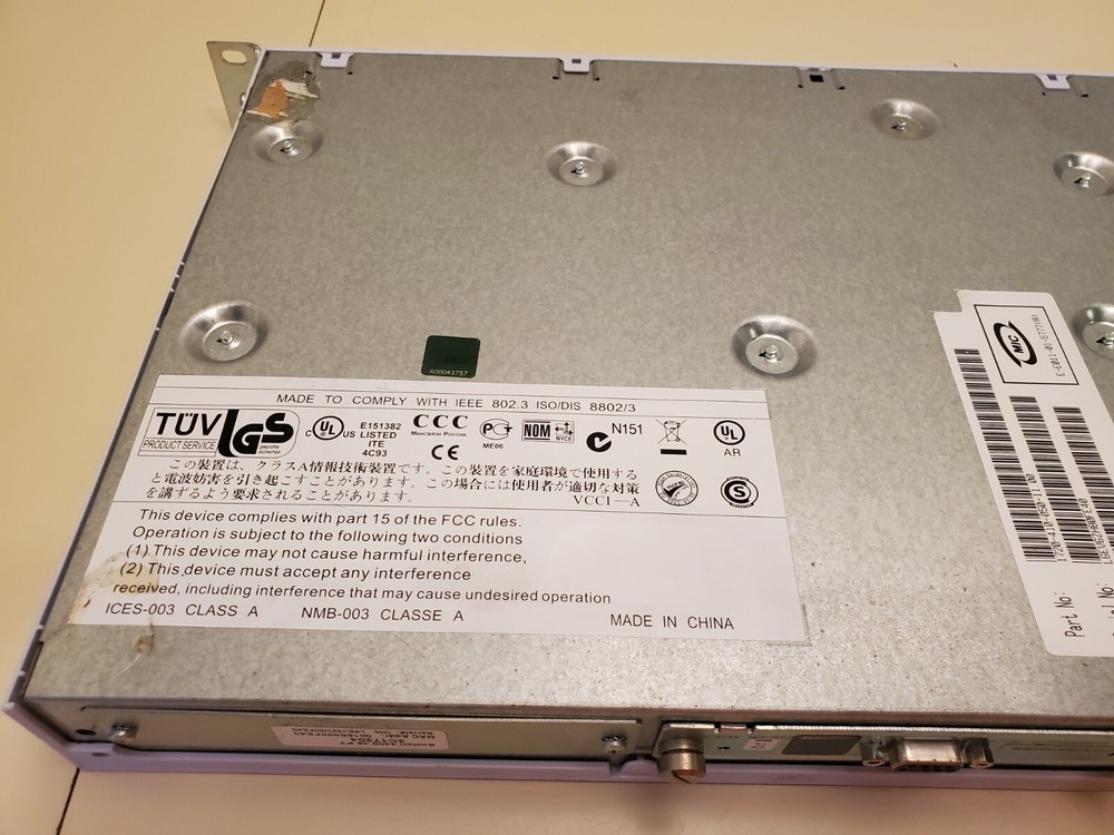 3COM SWITCH 4400 SUPERSTACK 3 3C17204 RACK 48-PORT with CASCADE EXTENDER 3C17226