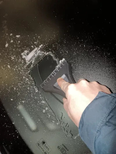 Easy to use multi-use Ice Scraper