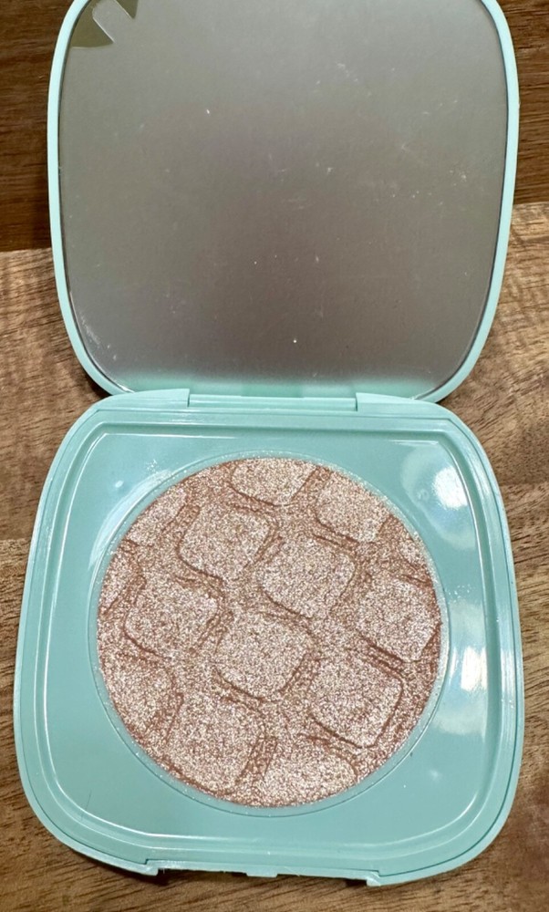 Colourpop - Glow Getter Collection - 4 piece set NIB