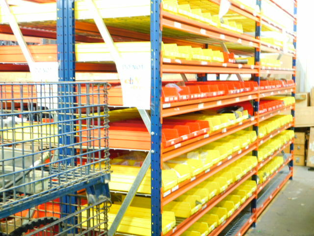 USED MANCHESTER GROOVING TOOLHOLDER 201-111