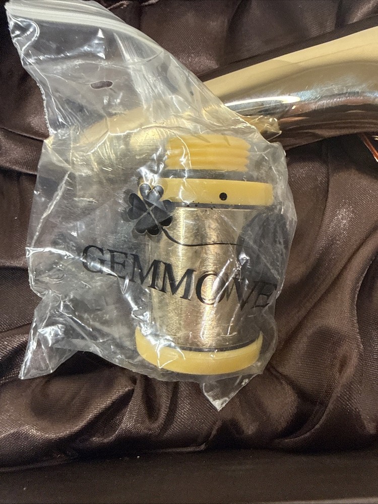 Gemmove Multi-ionizer Shower Head