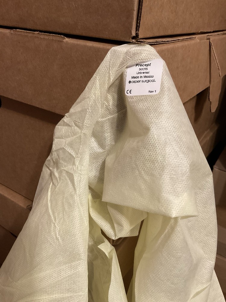 2pk Precept 50095 Over the Head Thumb Loop Isolation Gown Open Back (20ct)