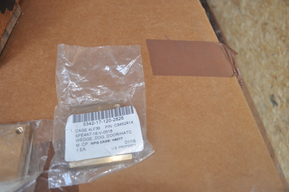 MAFO NAVAL MARINE BRASS DOOR DOG WEDGE  C9452414 NSN 5342-17-120-2826 NEW