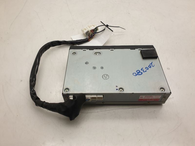 02-05 LEXUS IS300 NAVIGATION DVD PLAYER