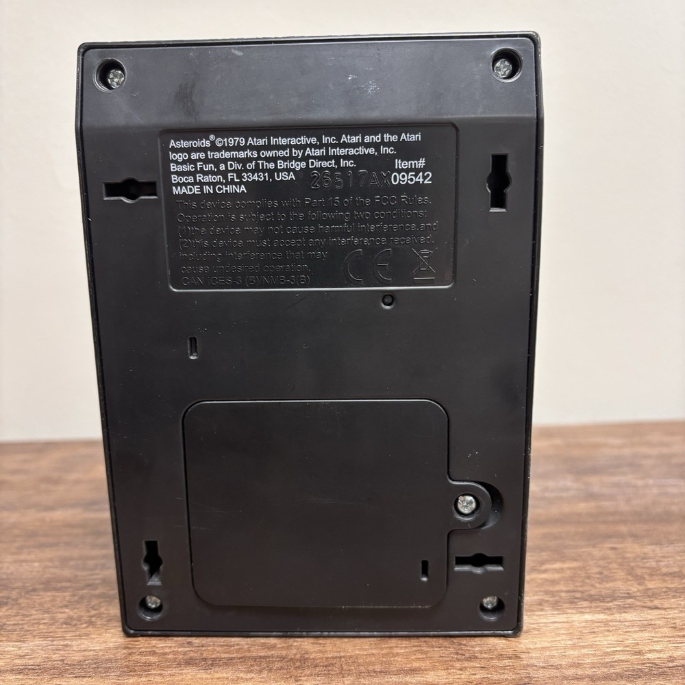 ASTEROIDS Arcade Classic Games (ATARI) Mini Handheld Tested