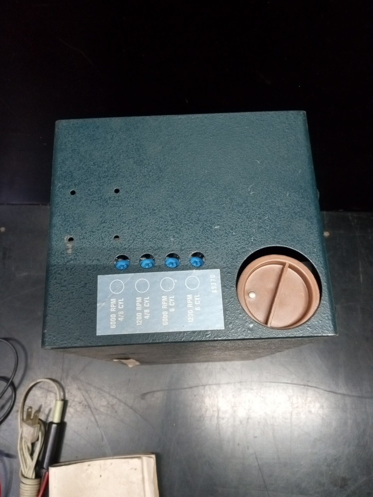 EICO Model 888 Vintage Auto Analyzer Universal Engine Analyzer Meter With Leads