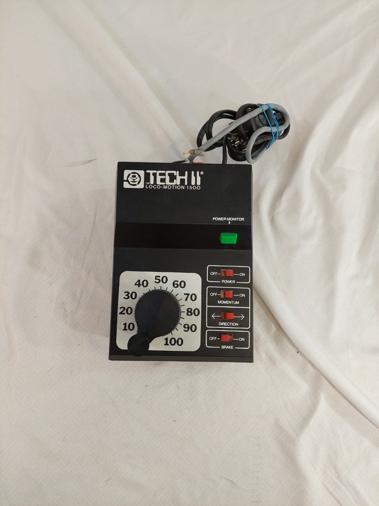 MRC Tech II Loco-Motion 1500 Train Controller. HO.  Nice,Clean.