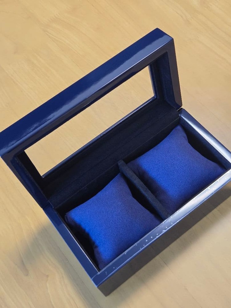 Grand Seiko Watch Display bule box Case 2