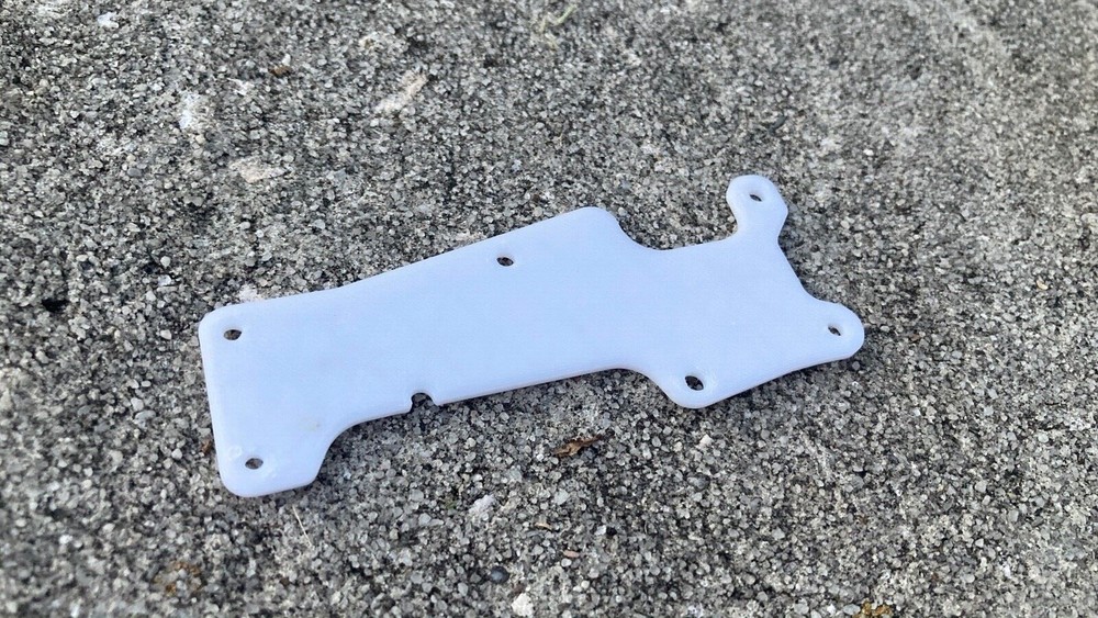 White Traxxas Sledge Arm Inserts (Set Of 4)