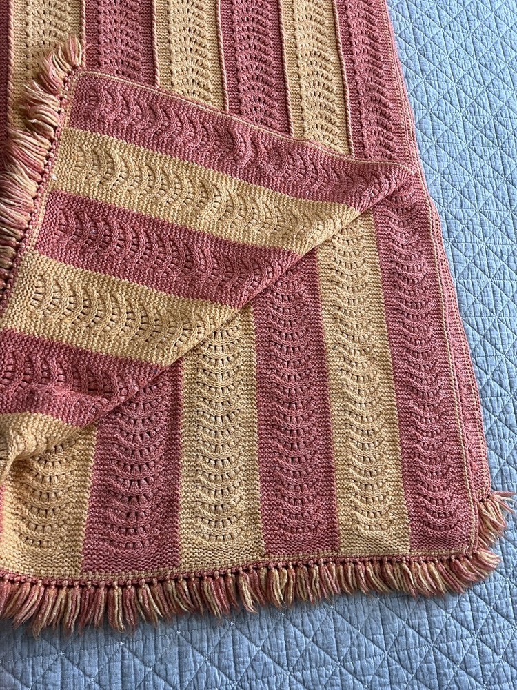 crocheted knitted vintage afghan blanket throw