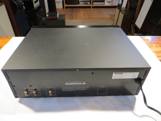 TEAC V-5000 Stereo Cassette Deck Plus Remote