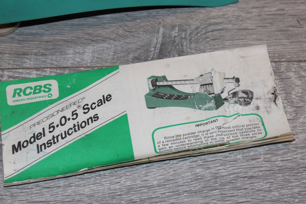 RCBS MODEL 505 POWDER / RELOADING SCALE 5-0-5