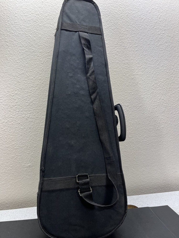 Corelli Model No. TCV-50 Violin w/ Bow & Carrying Case