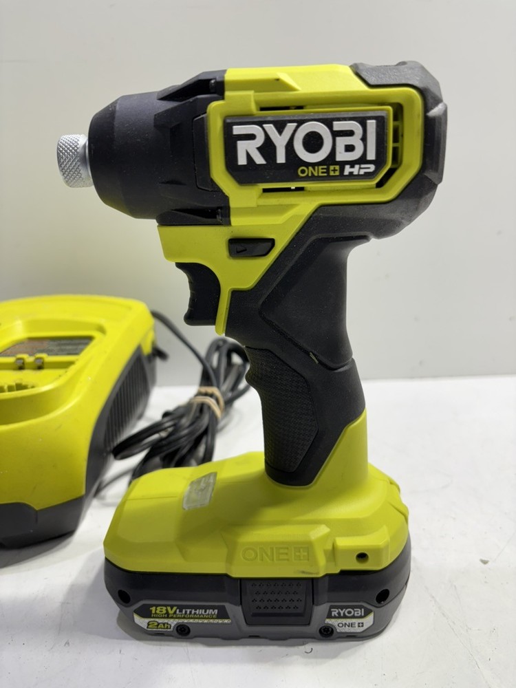 RYOBI TOOLS COMBO TOOL SET (P11029019)