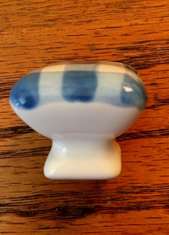 NEW BRAINERD BLUE PLAID CERAMIC CABINET DOOR KNOB KNOBS FREE SHIPPING