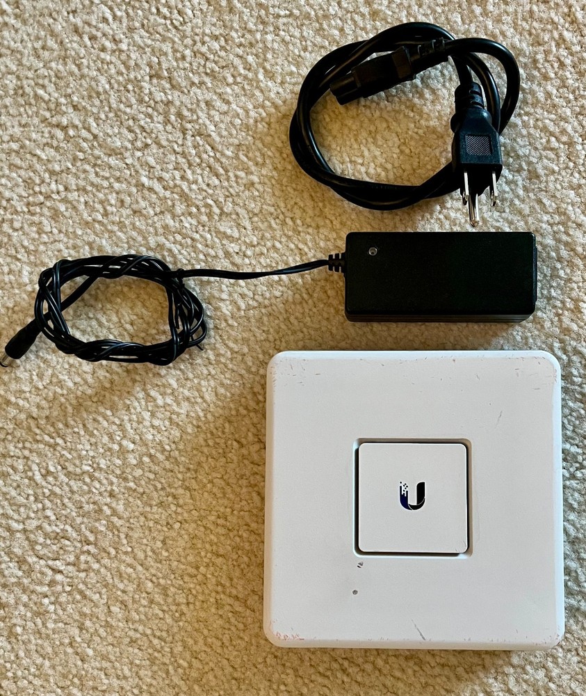 Ubiquiti Networks Unifi Security Gateway USG Router/Firewall