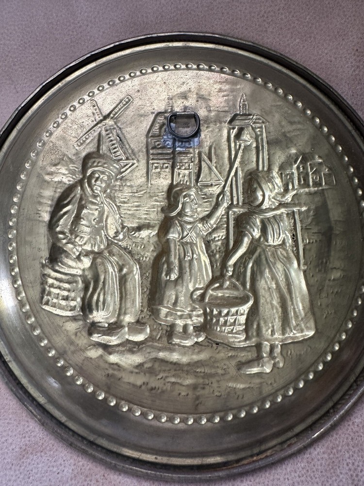 Vintage Brass Tin Gold Wall Decorative Plates