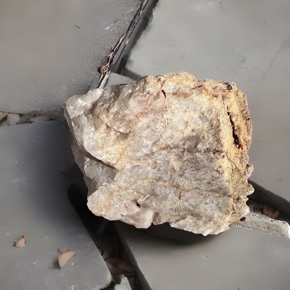 Quartz Crystal with various cuts and smaller crystals